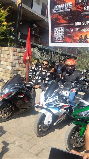 Comment batao guys aapki konsi favourite #superbike hai #bmws1000rr #hayabusa #ninja1000