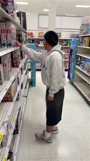 Baggy Shorts and Sweatpants: Comfort Meets Style