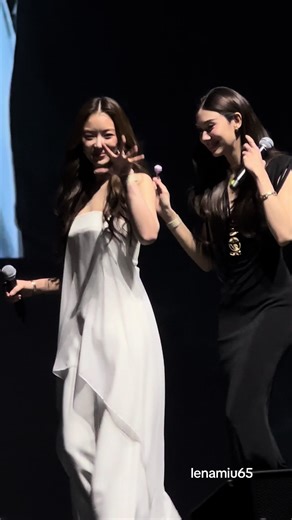 Understanding Target Audience Engagement through Lollipop Kiss