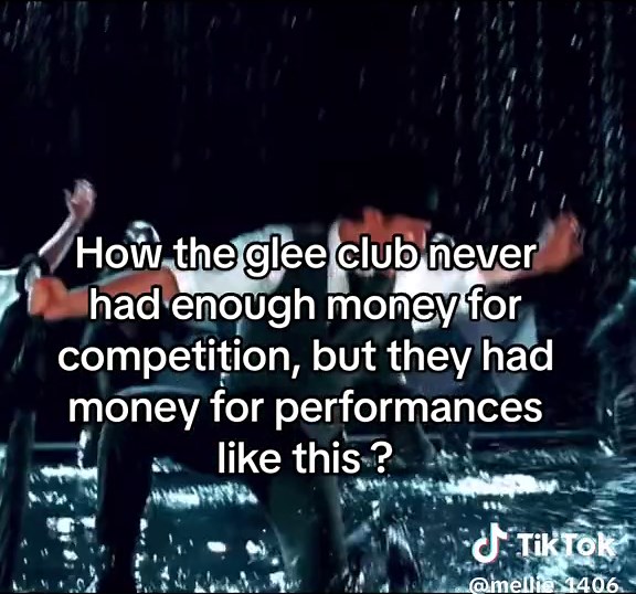 Glee Mashups: Singing in the Rain / Umbrella by Glee Cast