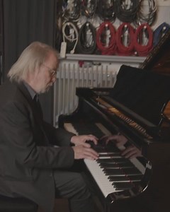 Happy New Year from ABBA! This year has been one for the books with the historic return of ABBA with their album 'Voyage'. Did you catch Frida's message in the video? #ABBA #HappyNewYear | ABBA