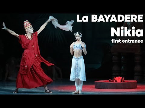 La BAYADERE - Nikia First Entrance - Maria Khoreva & Soslan Kulaev - Mariinsky Theatre