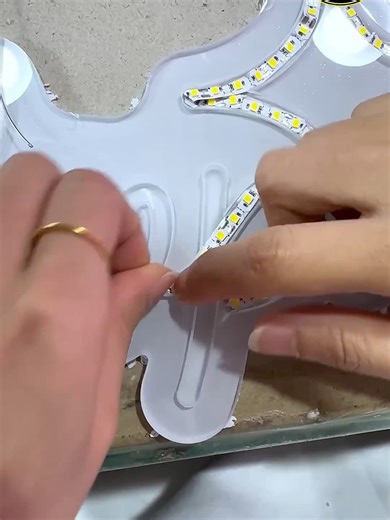 Custom Neon Signage for Modern Gift Shops