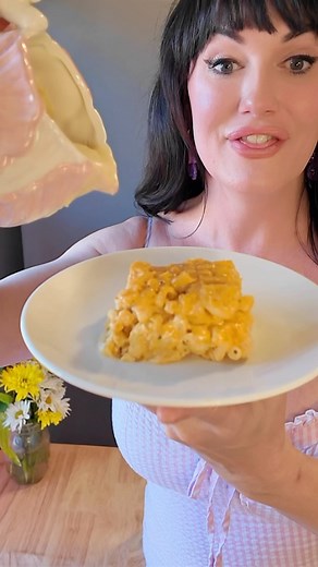 Fancy Schmancy Mac & Cheese for Easter this year! Inspired by a recent vidit to @germantowncafe in Nashville! | Sara Andrews