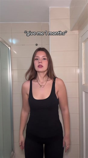 sureyya hanımın muhtesem değisimi demeyin ilk 2 haftasi sporu oğrenmeye calismakla gecti ona rağmen benim icin cok iyi bi değisim. böyle böyle her ay sizi güncellicem spor sürecimde hep kayda aliyorum vücudumu