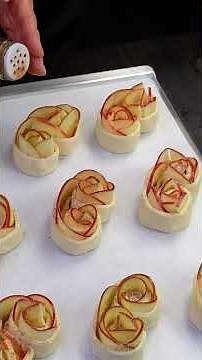 Dessert in 5 minutes! Just puff pastry and apples