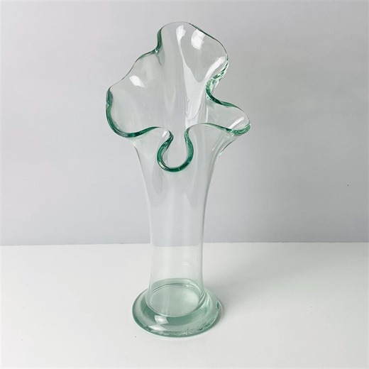 ART GLASS VASE, Light Green Glass Swung Freeform Vase, Green Hue Clear Glass, 7-1/2" Tall Glass Flower Vase - Etsy