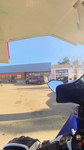 142K views · 2.6K reactions | They thought the cop was coming for them  | Footage Credit: @road_runner111 #motorcycle #cop #police | r6.goon | Facebook