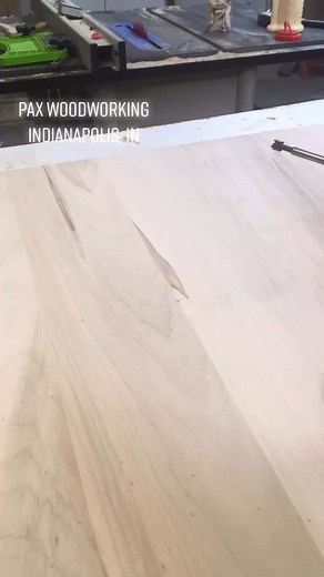 How to cut a perfect circle table top.#woodworking #satisfying