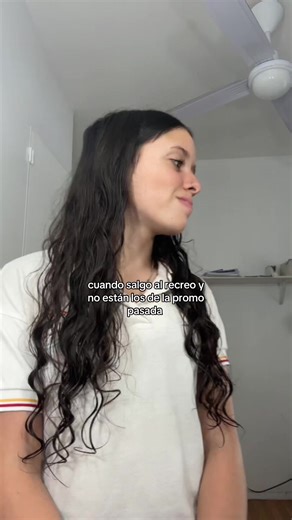 Cuando Salgo al Recreo y No Están los de la Promo