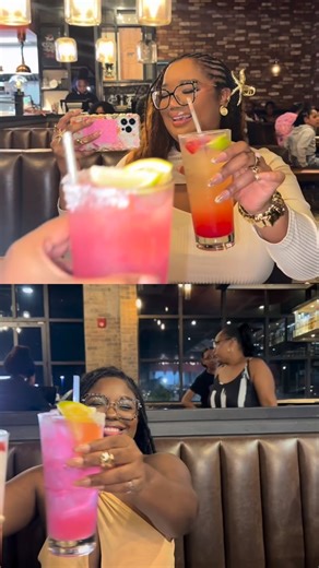 New bombshells have entered the dining villa so come with my sister and I to check them out @tgifridaystt 🤎 Treat yourself before, after or even during the Christmas season; you deserve it! Thelivingdolly, T.G.I. Fridays , Trini Blogger, TGI Fridays, Trinidad Restaurant , Sister Date at TGI Fridays . . . . #thelivingdollychanel #tgifridaystt #tgifridays #trinidadrestaurants #sisterdatenight #restaurantreviews #trinidadandtobago🇹🇹🇹🇹 #triniblogger #trinidadcontentcreator | thelivingdolly