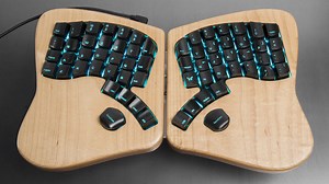 使い勝手を追求してフルカスタマイズも可能なエルゴノミックキーボード「Keyboardio The Model 01」