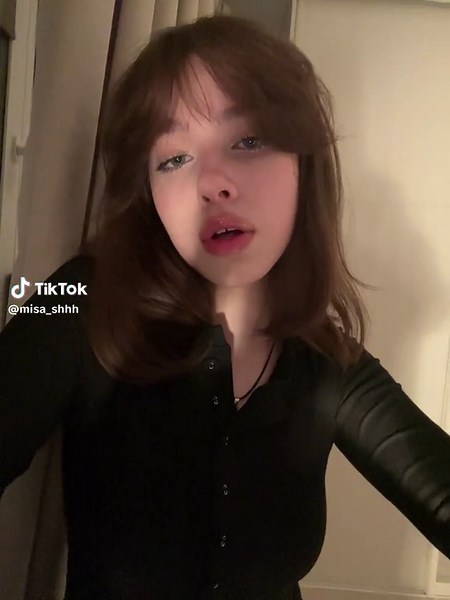 Understanding Indoor Portraits with Natural Lighting