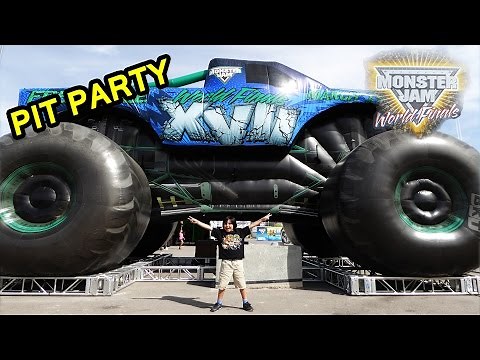 2016 Monster Jam World Finals XVII Awesome Pit Party
