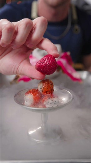 Dragon Fruit vs Liquid nitrogen 💦 chamoy, freeze dried strawberry, and tajin 🤤 Eat or pass? #vegan