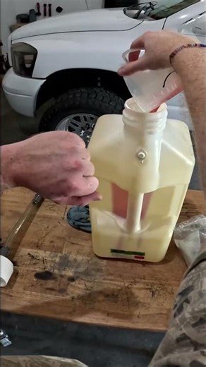 How to Properly Mix 2 Stroke Gas #2stroke #honda #supermoto