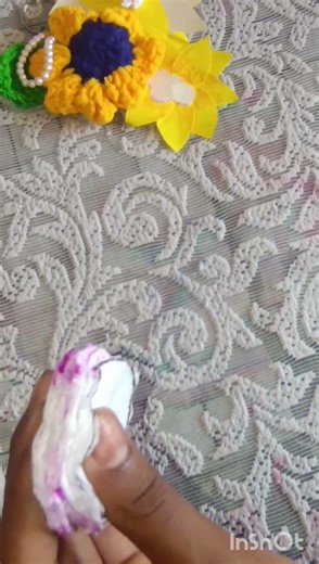 tissue paper se flower 🌼#diy #craft #sunflower #song #drawing