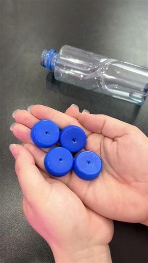 How to Make a Balloon Toy Car