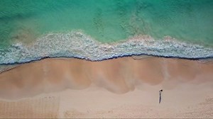 Explore the Bahamas: A Drone's Eye View of Beauty - Worldwide