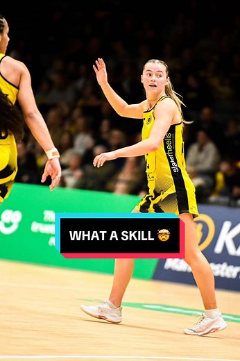 Emma Rayner's Incredible Netball Move!