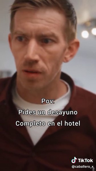 K03 🍳☕️ desayunar es importante 😇 #desayunocompleto #hotel #humor #memestiktok #meme #escenasdepeliculas