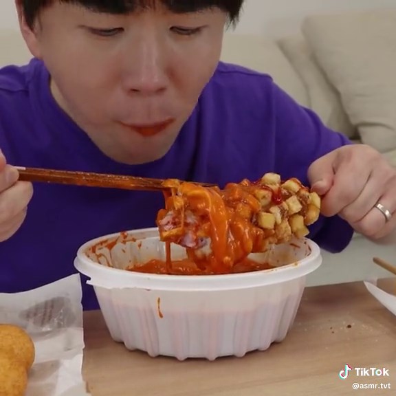 Cheesy corndogs #asmrsounds #fyp #views #food #mukbang #asmr #cheese #tteokbokki