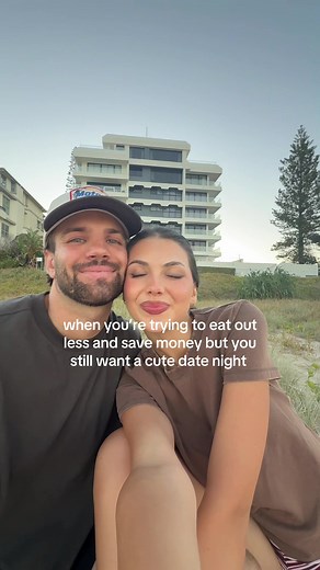 Sunset Picnic Ideas for a Perfect Date Night