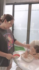 72K views · 4.6K reactions | เขียบชอบซดน้ำซุปมากครับ 來來來 #จอห์นเขียบ #นางบี | Be Easy Brand บีอีซี่แบรนด์ | Facebook