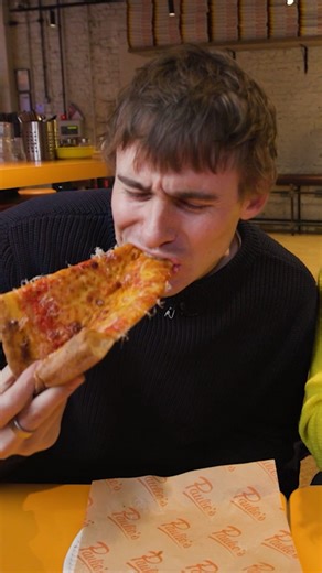 We try the Best NY Pizza Slice in London! 🍕 | JOLLY