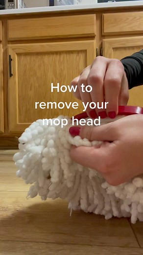 How to Remove a Mop Head Easily