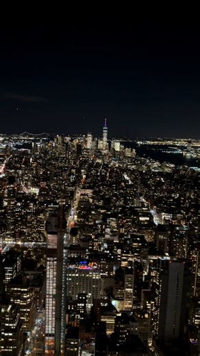 Spectacular view from the Empire State Building at night! #NewYork | New York - NewYork.co.uk