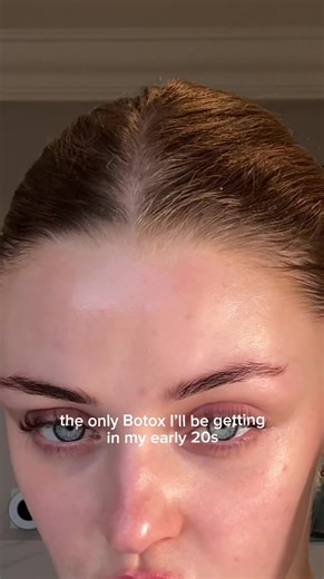 Essential Botox Alternatives for Your 20s: Arencia Serum
