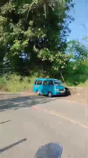 suasana pagi yang cerah // kecamatan cipanas #reels #shots #diy #woodscraft