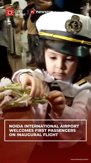 Noida Airport Opens! Young Girl "Pilot" Steals the Show on First Flight