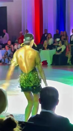 Samba y Jive: ¡Desafiando en el Baile!