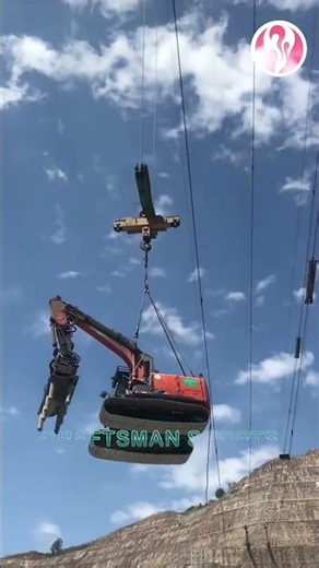 Transportation | This is how heavy equipment is transported in mountainous areas.