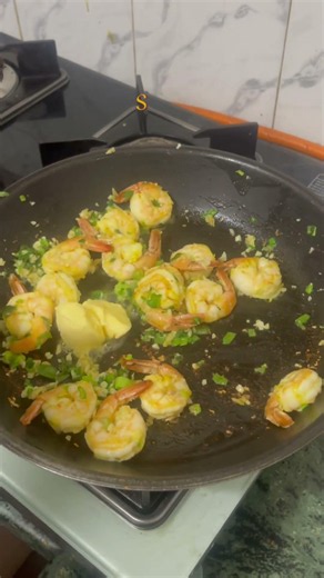 Easy Garlic Prawns Recipe at Home||Better Than Restaurant Style #fyp #explore #starter #food #prawns