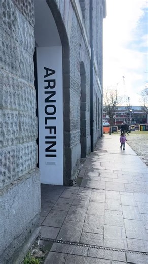 Islam Mn BathspaCAP on Instagram‎: "Today I had a magical experience at the Arnolfini exhibition space (Arfini Gallery), immersed in the universe of Emma Talbot. Through her sculptures and silk paintings, the artist weaves a profound dialogue between internal and external energy. It’s a journey of spiritual ascent that reminds us how everything is connected and vibrant. Oggi ho vissuto un’esperienza magica presso lo spazio expositive Arnolfini (galleria Arfini), immerso nell’universo di Emma Tal