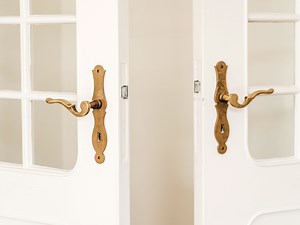 DIY: How to Choose and Change Your Door Knobs – realestate.com.au