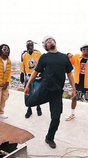 Comradery, movement, authenticity & art is what it’s all about. All the way from Switzerland @stalamuerte_stylezc ‘twas an honor collaborating with you to make this piece of art. Shout out to @Red Bull Kenya ! #RedBull #RedBullDanceYourStyle #fyp #foryoupage #xyzbca