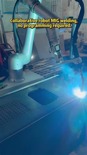 #cobot #welding #weldingrobot #robot #industrialrobot #machine #automated #robotarm #soldering