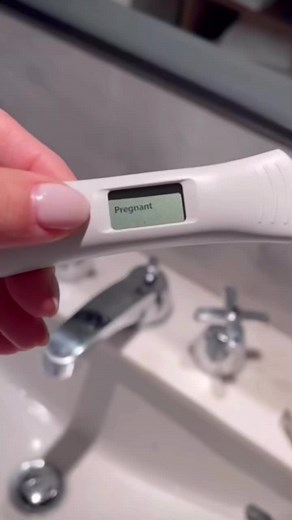 Adriana Lima Pregnancy Announcement | Fall 2022