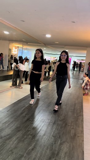 Mini Model World Perú: Belleza y Estilo