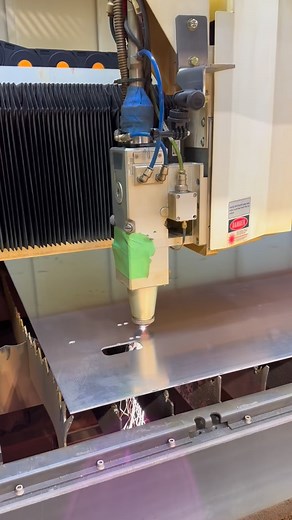 Burning through some aluminum for our neighbors @motionraceworks | TinWorks Fabrication