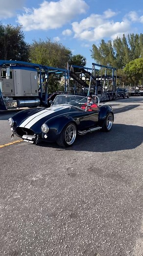 1.2K views | Wow 梁 This Roush 427R Powered Backdraft Racing 5-speed is LIVE via Auction! Don’t miss out on this snake!!! in profile! #cobra #427 #shelby #ford #cargram #carswithoutlimits | Bullet Motorsports Inc | Facebook