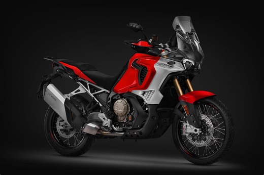 2025 MV Agusta Enduro Veloce