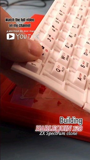 Building a ZX Spectrum clone - Harlequin 128 #shorts #retrogaming