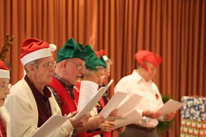 Ann's Choice Holds Second Annual Gift Wrapping Competition