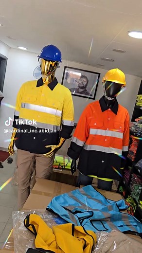 By 𝐂𝐚𝐫𝐝𝐢𝐧𝐚𝐥 𝐈𝐧𝐜. 𝐀𝐛𝐢𝐝𝐣𝐚𝐧 ☎️📲 : 225 07 07 06 95 95 📥 : Abidjan Cocody, Angré rue (L87) des Bars. #workwear #ppe #workingclothes