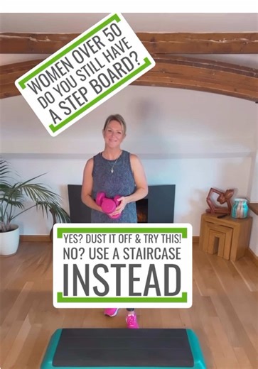 Women over 50 did you adore step fitness back in the day? I did 💁‍♀️ and still do (I teach step live in my memberships). Here’s a lovely simple routine to strengthen, tone and expend some energy. No step, no problem use the bottom of a staircase instead 🏆. #beginner #fitover50women #fitnessover50 #stepworkout #step